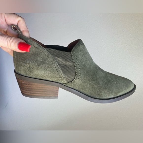 LUCKY BRAND BOOTS - Picture 8 of 12